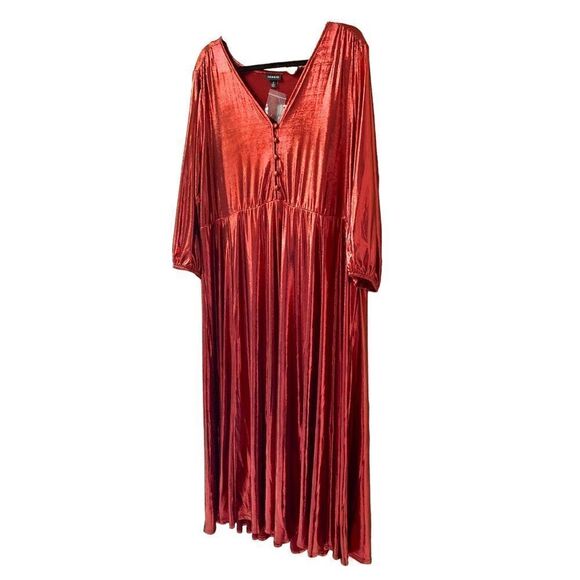 TORRID Plus Size New Red Liquid Knit Holiday Maxi Dress - Picture 10 of 16